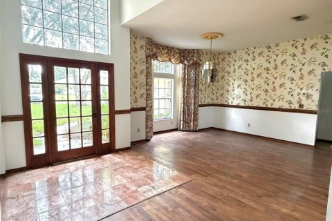 Villa ou maison à louer à Lake Mary, Floride: 4 chambres, 280.66 m2 № 2414927 - photo 3