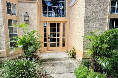 Villa ou maison à louer à Lake Mary, Floride: 4 chambres, 280.66 m2 № 2414927 - photo 2