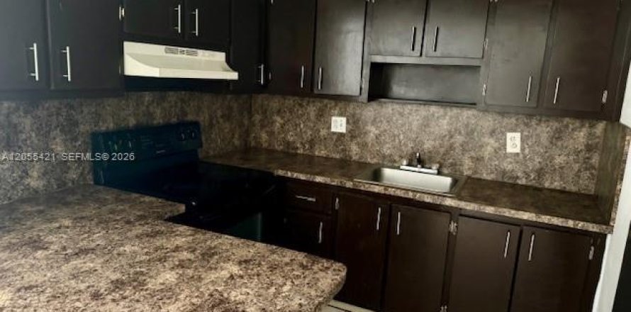 Condo à Lauderhill, Floride, 1 chambre  № 2248739