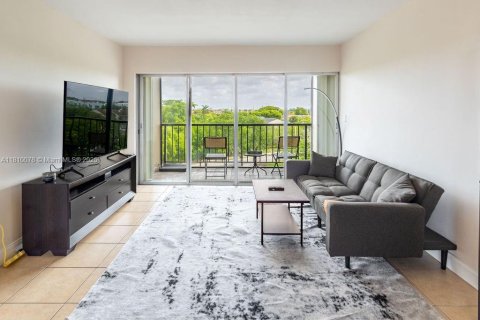 Купить кондоминиум в Майами, Флорида 3 спальни, 141.21м2, № 2015747 - фото 5