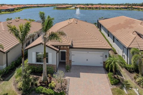House in Nokomis, Florida 3 bedrooms, 166.85 sq.m. № 1631617 - photo 1