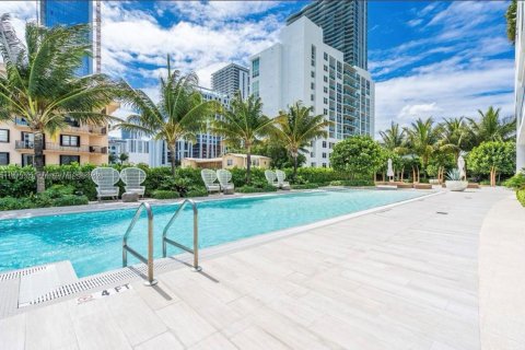 Copropriété à louer à Miami, Floride: 2 chambres, 98.48 m2 № 1963817 - photo 17