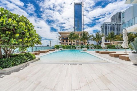 Copropriété à louer à Miami, Floride: 2 chambres, 98.48 m2 № 1963817 - photo 18