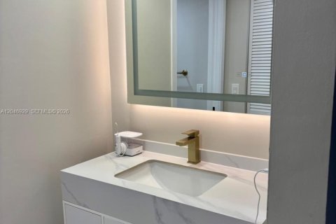 Copropriété à louer à Pembroke Pines, Floride: 2 chambres, 110.74 m2 № 2180040 - photo 8