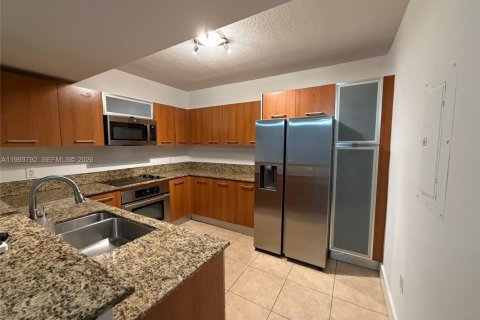 Apartamento en Miami, Florida 1 dormitorio, 74.04 m2 № 2055495