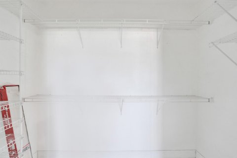 Купить кондоминиум в Лайтхаус-Пойнт, Флорида 3 комнаты, 77.11м2, № 2246327 - фото 30
