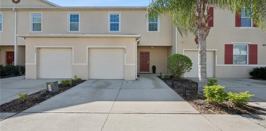 Touwnhouse à Davenport, Floride 3 chambres, 140 m2 № 2438403