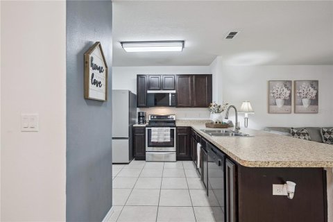 Touwnhouse à vendre à Davenport, Floride: 3 chambres, 140 m2 № 2438403 - photo 6