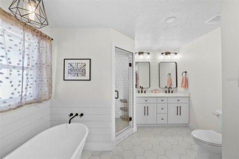 Casa en venta en Fish Hawk, Florida, 4 dormitorios, 304.25 m2 № 1901475 - foto 24