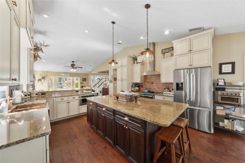 Villa ou maison à vendre à Fish Hawk, Floride: 4 chambres, 304.25 m2 № 1901475 - photo 6