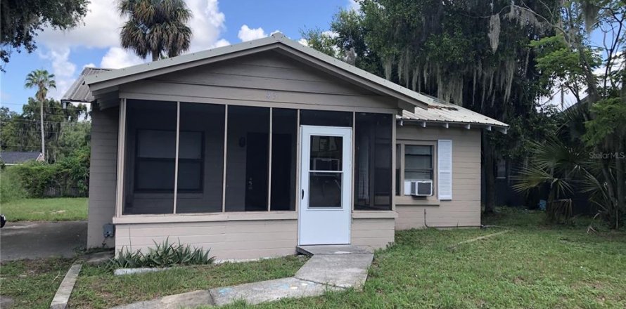 Villa ou maison à Eustis, Floride 2 chambres, 64.66 m2 № 2413912