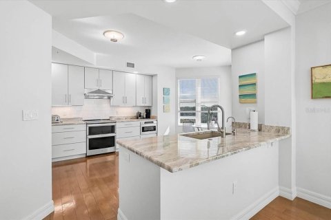 Condo in Osprey, Florida, 3 bedrooms № 2239934 - photo 16