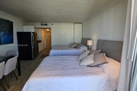 Condominio en alquiler en Sunny Isles Beach, Florida, 33.44 m2 № 1923857 - foto 9