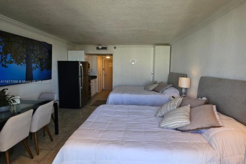 Condominio en alquiler en Sunny Isles Beach, Florida, 33.44 m2 № 1923857 - foto 7