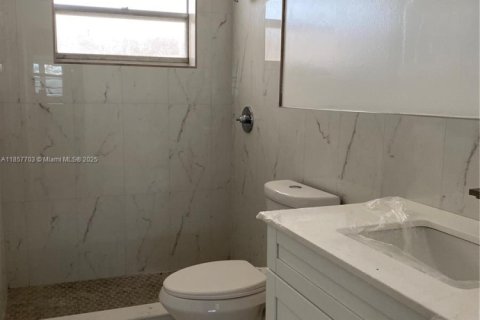 Copropriété à louer à Lauderdale Lakes, Floride: 1 chambre, 63.55 m2 № 1881884 - photo 8