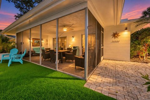 Condominio en venta en Sarasota, Florida, 2 dormitorios, 94.3 m2 № 2405555 - foto 2
