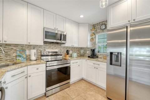 Condominio en venta en Sarasota, Florida, 2 dormitorios, 94.3 m2 № 2405555 - foto 12