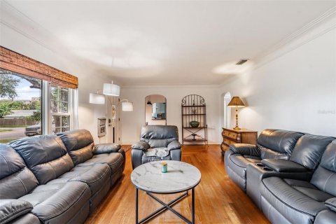Casa en venta en Saint Petersburg, Florida, 4 dormitorios, 198.72 m2 № 1914439 - foto 6