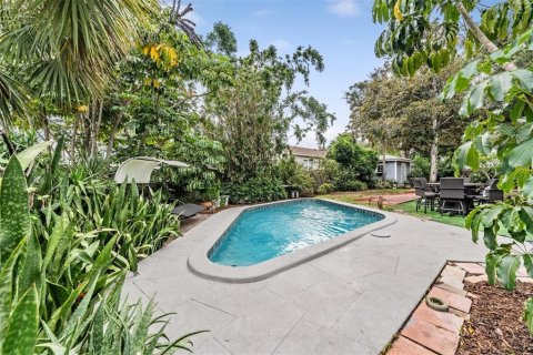 Casa en venta en Saint Petersburg, Florida, 4 dormitorios, 198.72 m2 № 1914439 - foto 3