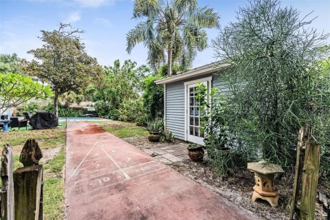 Casa en venta en Saint Petersburg, Florida, 4 dormitorios, 198.72 m2 № 1914439 - foto 25