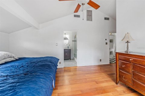 Casa en venta en Saint Petersburg, Florida, 4 dormitorios, 198.72 m2 № 1914439 - foto 15