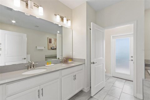 Villa ou maison à vendre à Davenport, Floride: 8 chambres, 363.15 m2 № 1532143 - photo 11