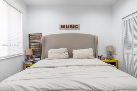 House in Weston, Florida 4 bedrooms, 237.64 sq.m. № 2003956 - photo 19