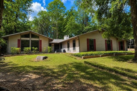 House in Gainesville, Florida 4 bedrooms, 249.91 sq.m. № 2117821 - photo 5