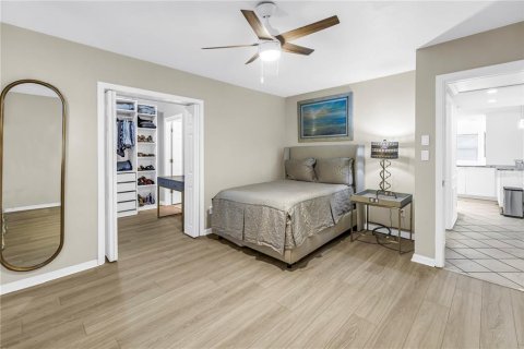 Villa ou maison à vendre à Saint Petersburg, Floride: 2 chambres, 178.09 m2 № 2396930 - photo 29