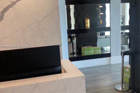 Condo in Hollywood, Florida, 1 bedroom  № 1923779 - photo 20