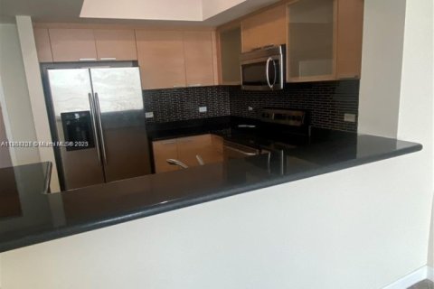 Condo in Hollywood, Florida, 1 bedroom  № 1923779 - photo 10