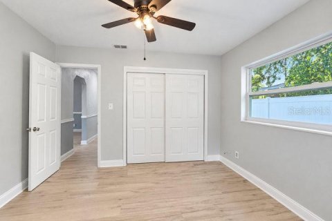 Casa en venta en Tampa, Florida, 3 dormitorios, 103.49 m2 № 2421805 - foto 19