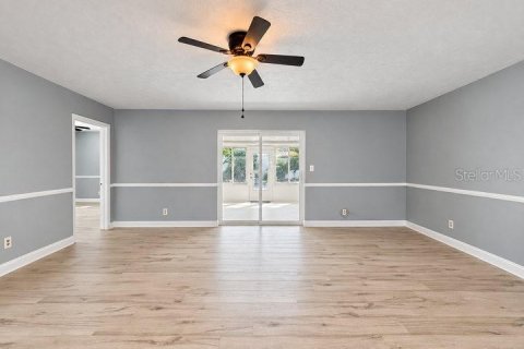 Casa en venta en Tampa, Florida, 3 dormitorios, 103.49 m2 № 2421805 - foto 4