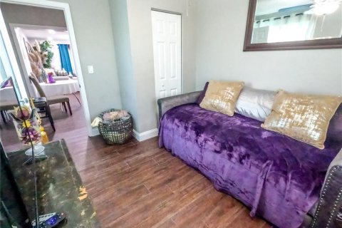 Villa ou maison à louer à Port Charlotte, Floride: 3 chambres, 146.97 m2 № 2144980 - photo 15
