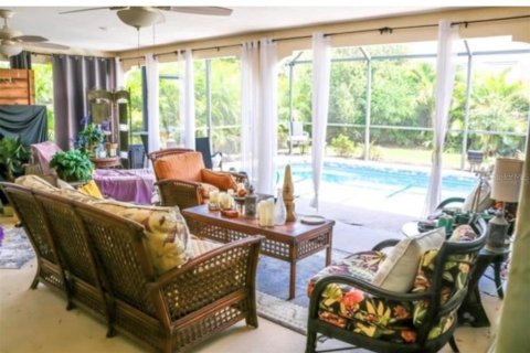 Villa ou maison à louer à Port Charlotte, Floride: 3 chambres, 146.97 m2 № 2144980 - photo 7