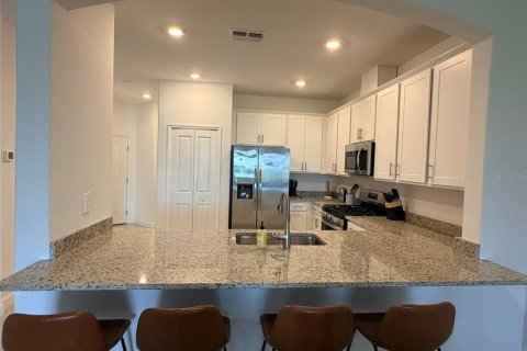 Villa ou maison à louer à Bradenton, Floride: 3 chambres, 131.64 m2 № 2310232 - photo 6