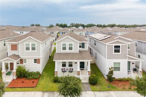 House in Kissimmee, Florida 4 bedrooms, 189.89 sq.m. № 2322371 - photo 5