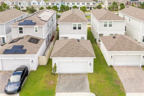 House in Kissimmee, Florida 4 bedrooms, 189.89 sq.m. № 2322371 - photo 10