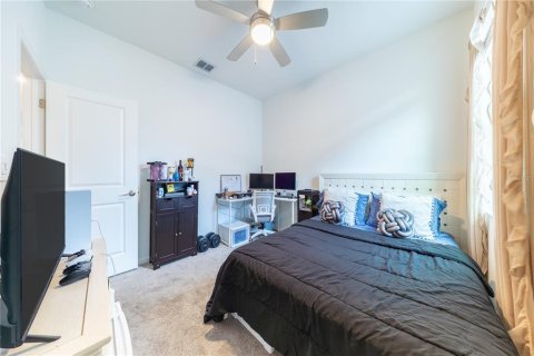 House in Kissimmee, Florida 4 bedrooms, 189.89 sq.m. № 2322371 - photo 29