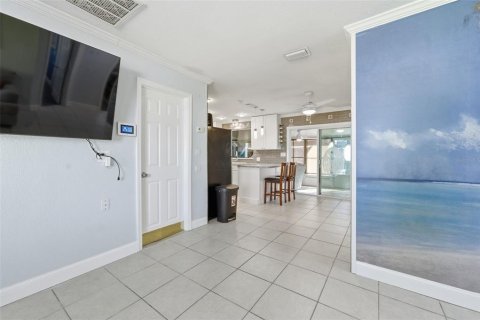 Villa ou maison à vendre à Hudson, Floride: 2 chambres, 116.87 m2 № 2360289 - photo 9