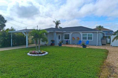 Villa ou maison à vendre à Hudson, Floride: 2 chambres, 116.87 m2 № 2360289 - photo 2