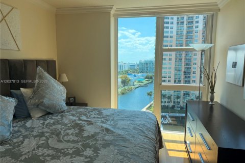Copropriété à louer à Aventura, Floride: 3 chambres, 197.88 m2 № 2153639 - photo 24
