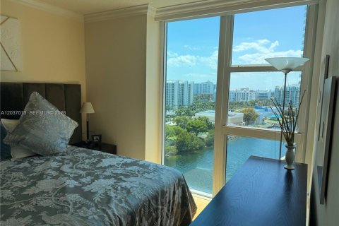 Copropriété à louer à Aventura, Floride: 3 chambres, 197.88 m2 № 2153639 - photo 25