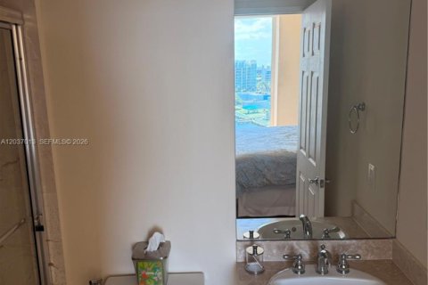 Copropriété à louer à Aventura, Floride: 3 chambres, 197.88 m2 № 2153639 - photo 26