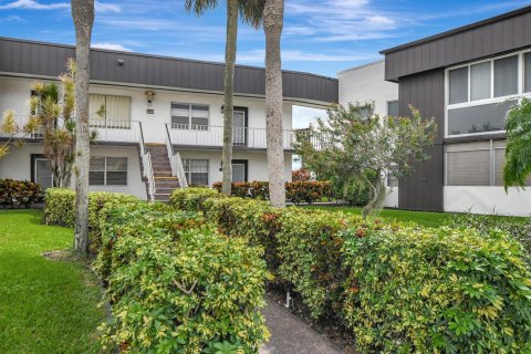 Condo in Delray Beach, Florida, 2 bedrooms  № 2353043 - photo 3