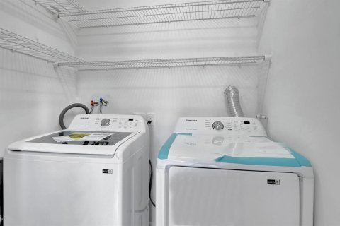 Condo in Delray Beach, Florida, 2 bedrooms  № 2353043 - photo 27