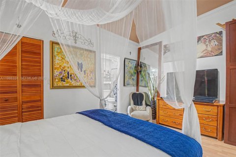 Купить виллу или дом в Катлер-Бей, Флорида 3 спальни, 110.83м2, № 2052154 - фото 20