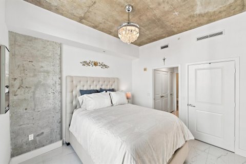 Condo in West Palm Beach, Florida, 2 bedrooms  № 2422323 - photo 10