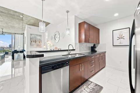Condo in West Palm Beach, Florida, 2 bedrooms  № 2422323 - photo 28