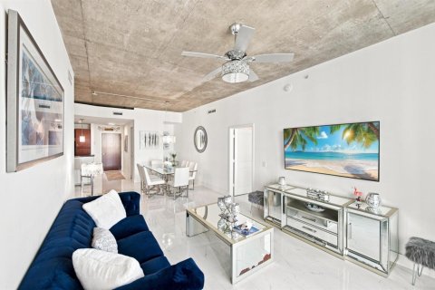 Condo in West Palm Beach, Florida, 2 bedrooms  № 2422323 - photo 18